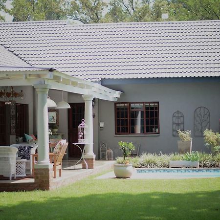 Dancing River Guesthouse فيرينجنغ المظهر الخارجي الصورة